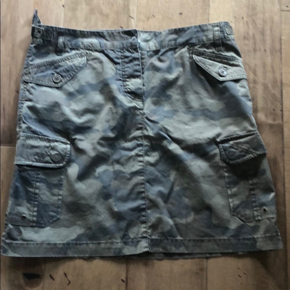 J crew army skirt. Size 8.